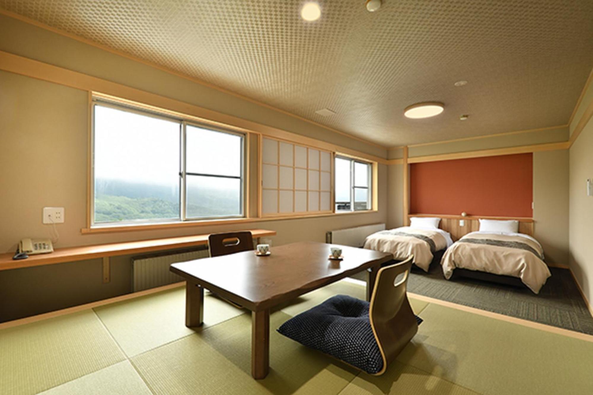 Hotel Takimoto Яманути Экстерьер фото
