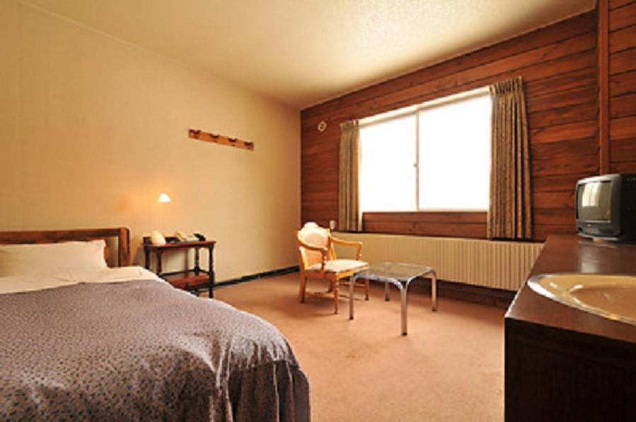 Hotel Takimoto Яманути Экстерьер фото