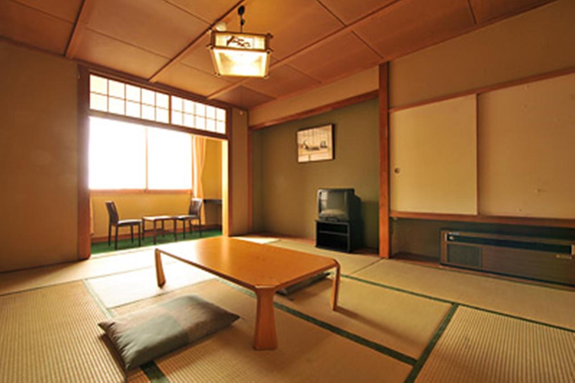 Hotel Takimoto Яманути Номер фото